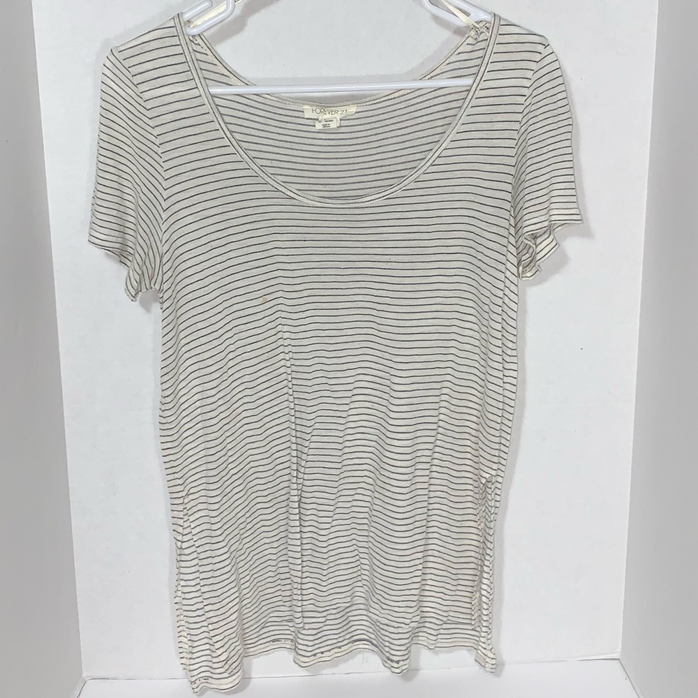 Black and whites women’s stripped summer T-Shirt!